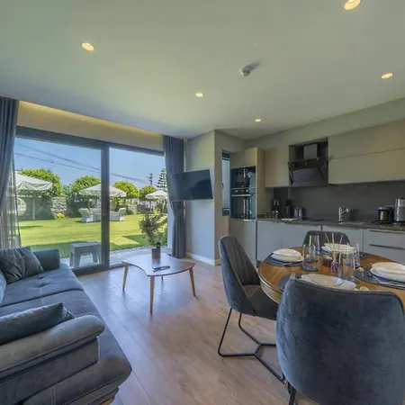 Splendid Close To Beach In Bodrum Apartmán *